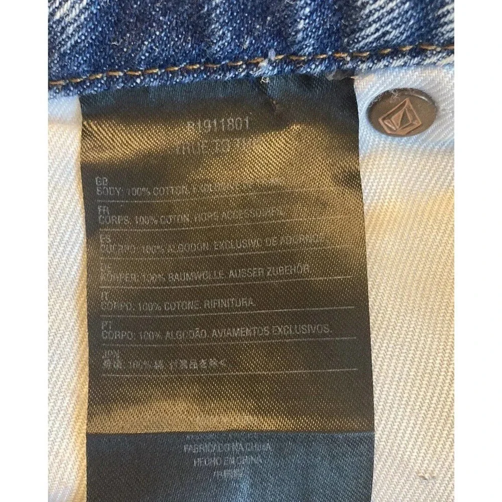 Volcom Women’s Jean Shorts Boyfriend Fit Stone Wash Denim Size 26